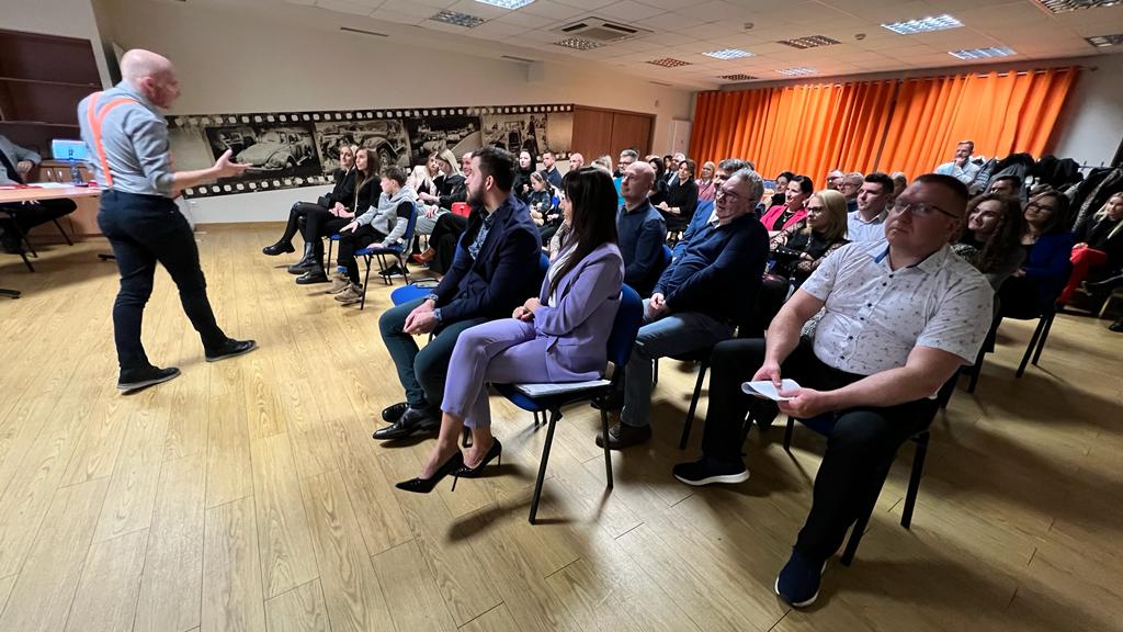 IMG-20250207-WA0002_29_11zon